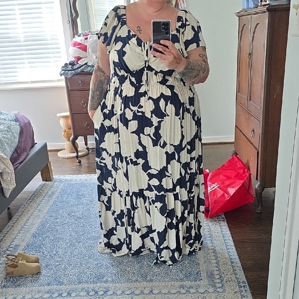 Ava & Viv Blue and White Flutter Sleeve Maxi Dress